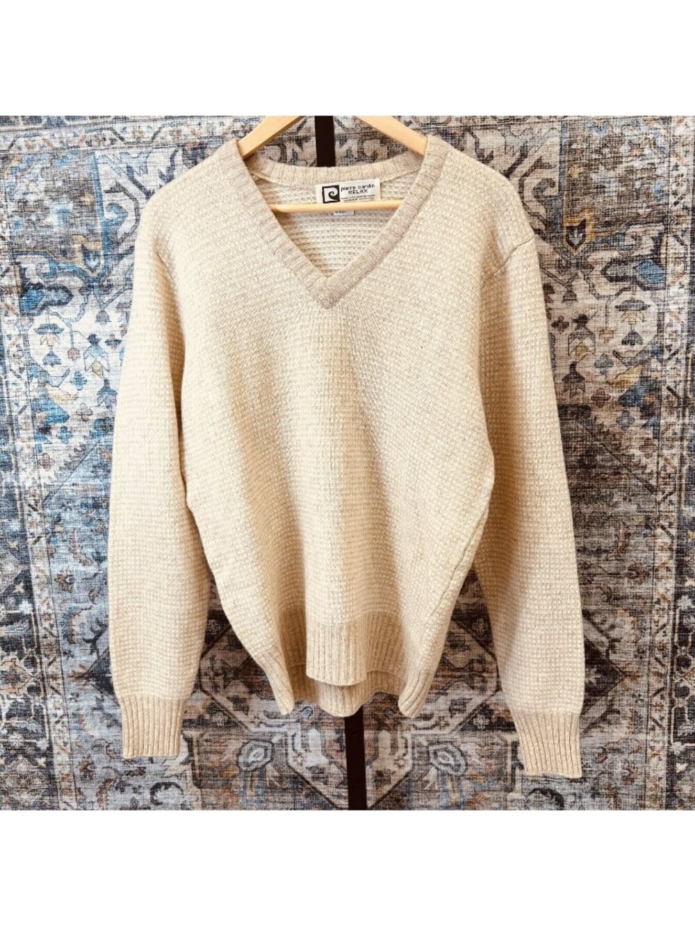 Pierre Cardin RELAX Men's Size L Beige 100% Lambs Wool V-neck Sweater Vintage